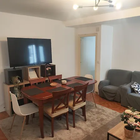 Amplio Piso Centrico Lägenhet Gijón