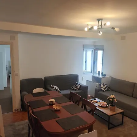 Apartman Amplio Piso Centrico